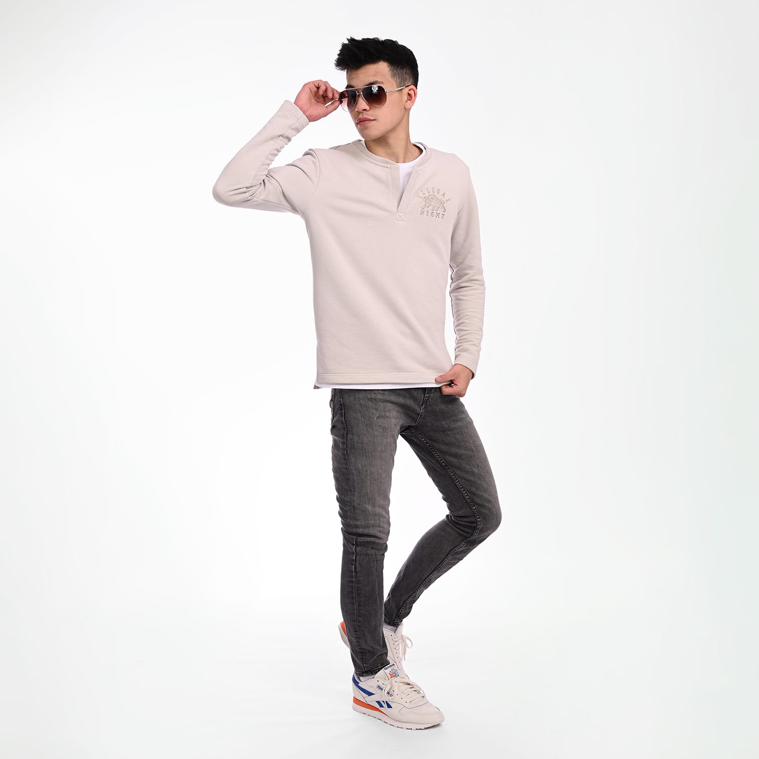 Illegal Night Longsleeve Beżowy "Bull"