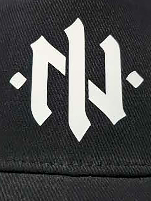 CZARNA CZAPKA Z DASZKIEM ILLEGAL NIGHT