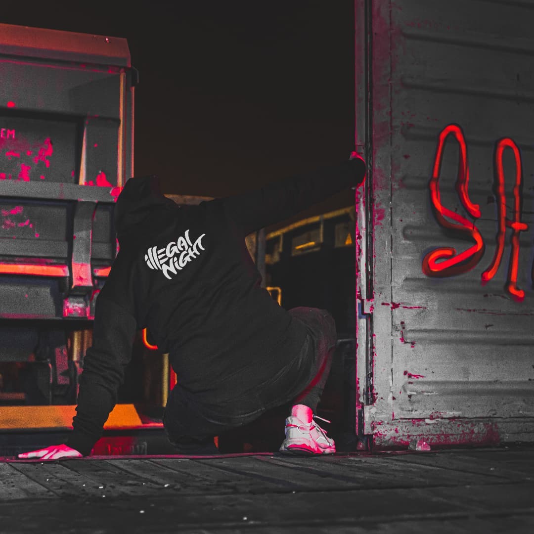 Bluza Illegal Night Classic