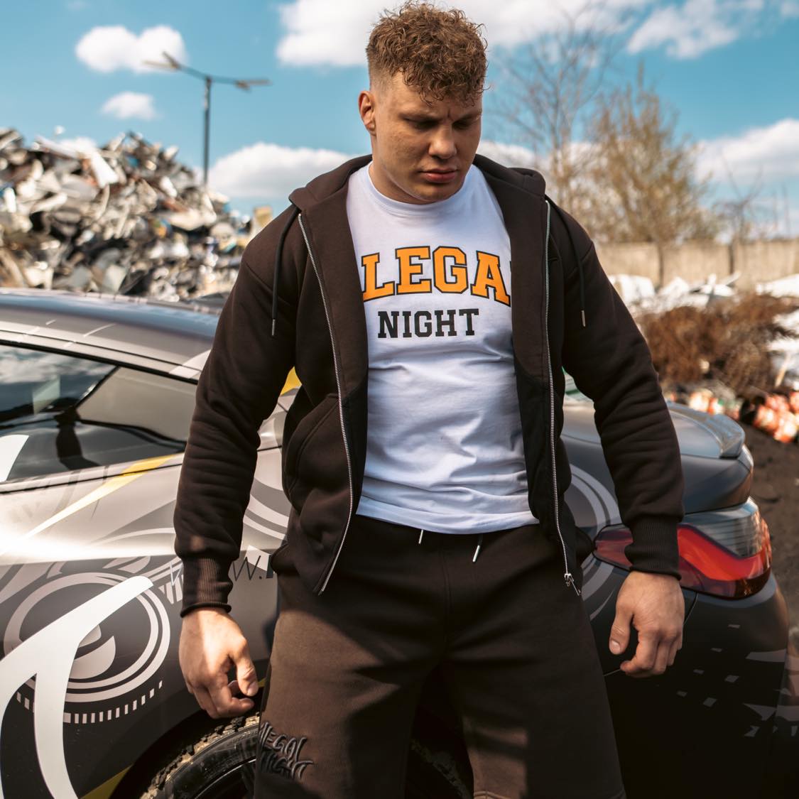 University Illegal Night T-shirt Orange