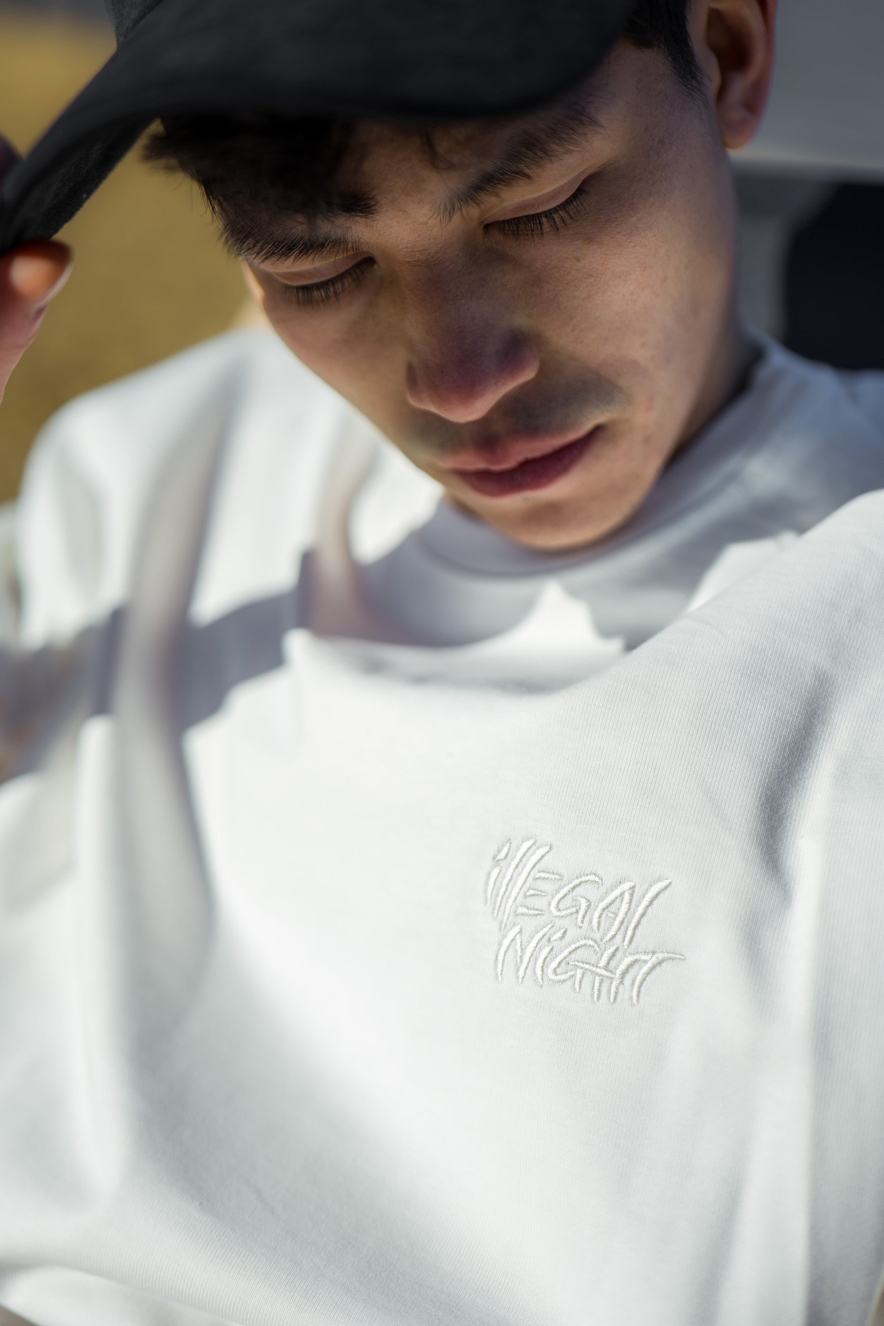 OVERSIZE WHITE T-SHIRT