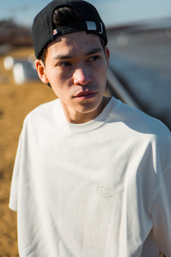 OVERSIZE WHITE T-SHIRT